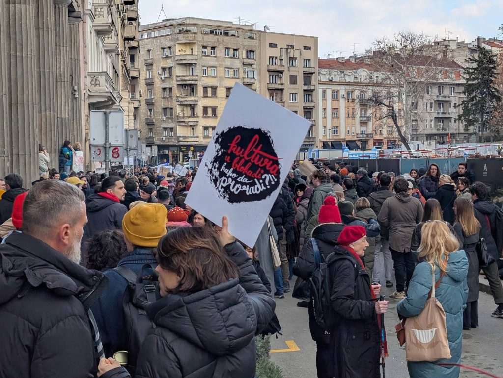 Foto: Prvi KuB protest ispred Ministarstva kulture