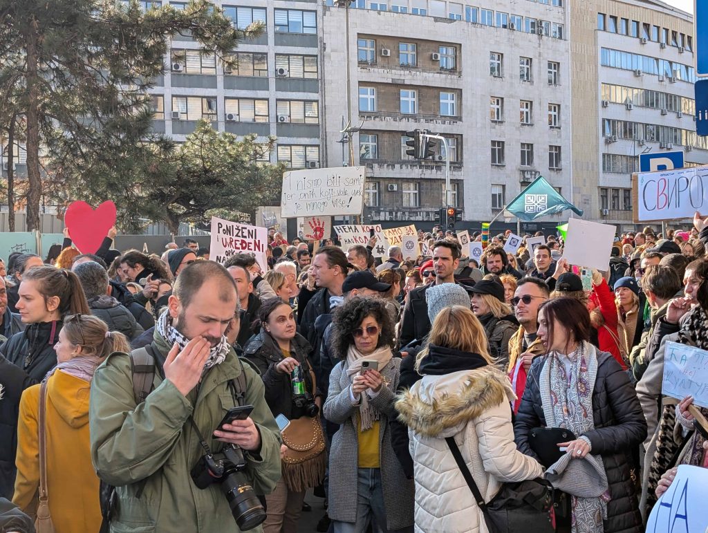 Foto: Prvi KuB protest ispred Ministarstva kulture